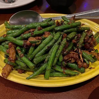 Pan Fried Pork with String Bean