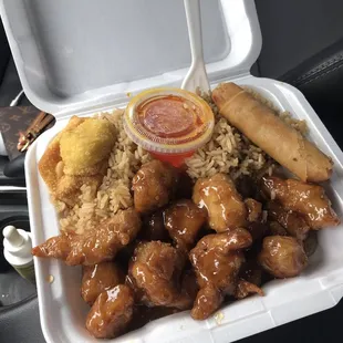Lunch special general tso