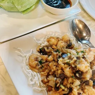 Shrimp lettuce wraps