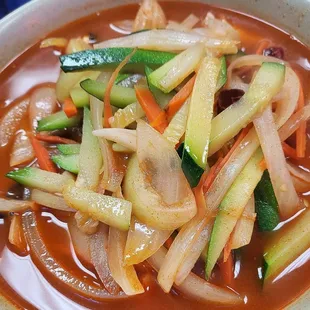 sam sun jjam bbong (three sea jjam bbong) not much seafood...too much veggies