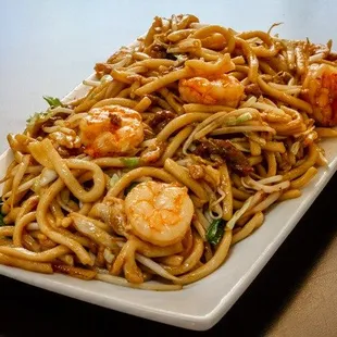 House Lo Mein