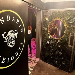 the entrance to mandarin heights