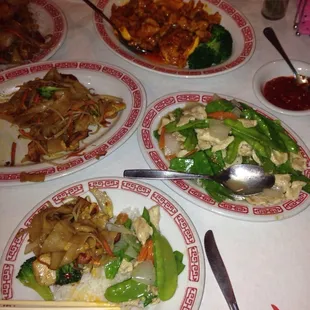 Yummy! The reviews were right everything is delicious and the service is awesome! Don't miss this place!