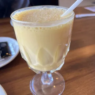 Mango lassi