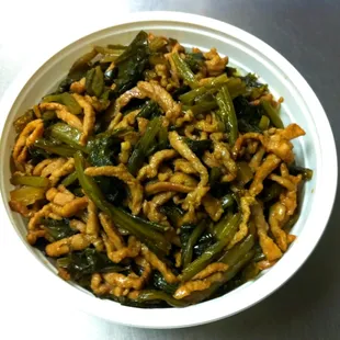 Pickled Cabbage with Shredded Pork Noodle Soup