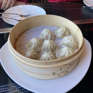 8 Juicy Pork Dumplings