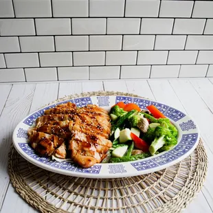 Teriyaki chicken with steamed veggies