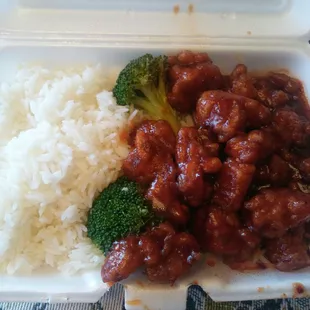 General Tso&apos;s chicken