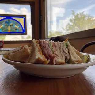 Most delicious club sandwich in town!!