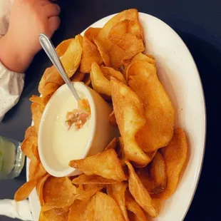 Queso and chips