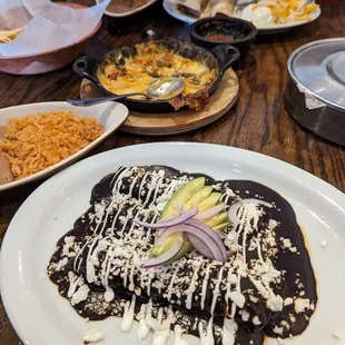 Mole Enchiladas