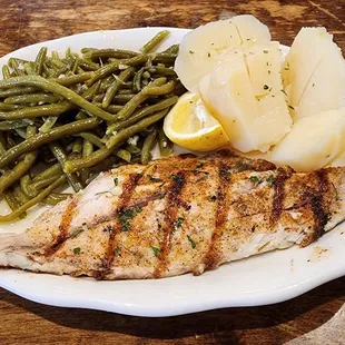 Grilled Fish, Green Beans &amp; Potatoes