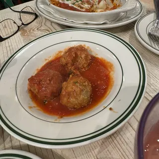 3 Meatballs