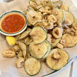 Calamari Zucchini Fritti Mandola 's Hero Panino Italian Chopped Salad