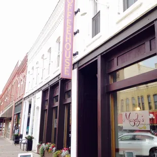 Adorable place. Jo wanted to take the huge sign home