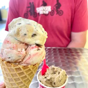 Double scoop - munchie Madness and kitty kitty bang bang (cherry) and a bowl of espresso Oreo
