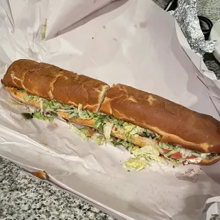 Whole vegan steak'n'ranch hoagie. very big portions!