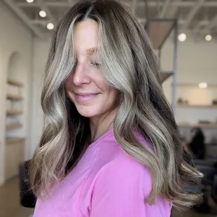 lived in dimensional blonde