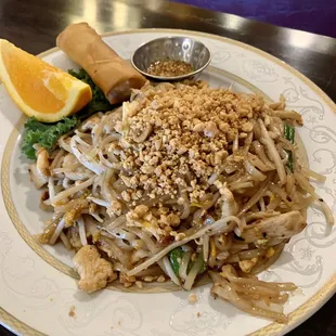 Pad Thai with chicken