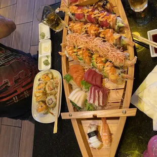 Sushi boat are awesome highly recommended good for 4-6people.