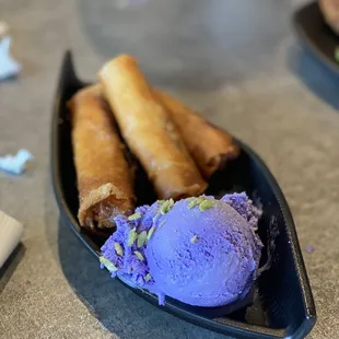 Ube turon