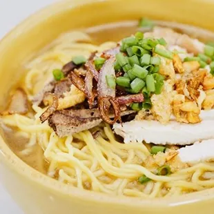 Authentic pinoy soup!! Lapaz batchoy perfect for the weather