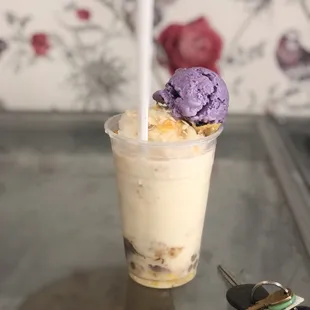 halo-halo