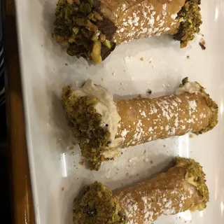 Cannoli