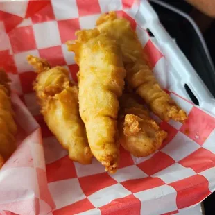Wet batter on the chicken fingers! Soooo good!!!   Homemade Chicken Fingers
