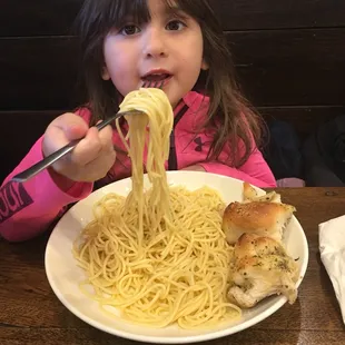 Oil and garlic pasta with garlic rolls - yum!