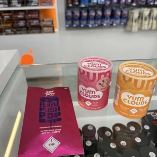 2 edibles and seed junky