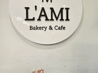 L'Ami Bakery