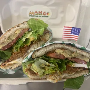 Our most popular, Lomo Especial Torta!