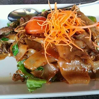 Pad Kee Mow (Drunken Noodles)