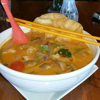 Tom Kha Noodle Soup