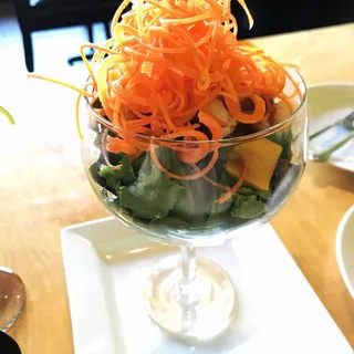 Mango Shrimp Salad