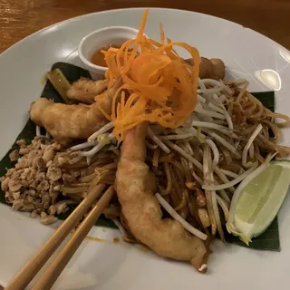 Pad Thai Shrimp Tempura