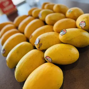 Delicious Fresh Mango with sweet rice