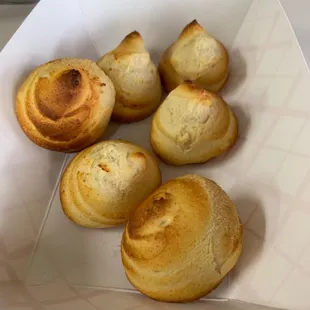 Cheese breads 6 counts per order