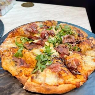 Prosciutto and Fig Pizza