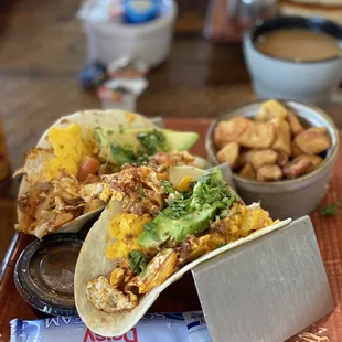 Mango's Breakfast Brunch