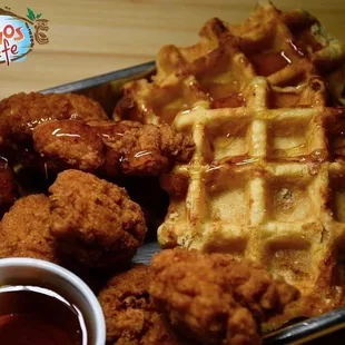 Chicken &amp; waffles (weekend brunch only)