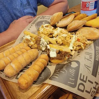 Bandeja Venezuela Tour