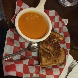 Tomato basil soup and grilled cheese