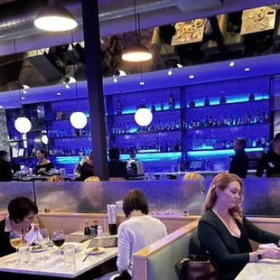 sushi and sashimi, interior