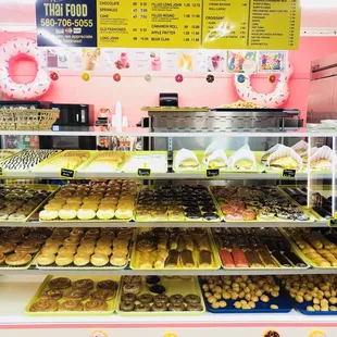 Fresh daily Donuts, Pastry, Breakfast Croissants, Biskets, Burritos, Sausage Rolls and Lunch Thai Foods.