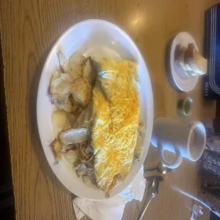 Mushroom Omelette with country Potatoes