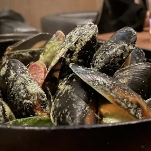 Steamed Salt Springs Black Mussels