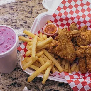 Chicken Whole Wings &amp; Fries Lunch Special
