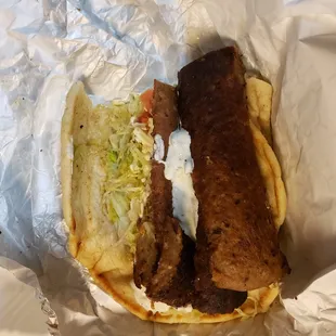 Gyro on Pita - Gyro Sandwich - Pic 3